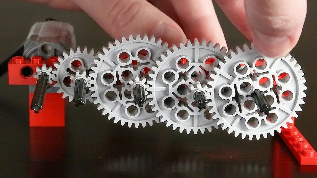 Порядок сборки шестеренок Making a GOOGOL:1 Reduction with Lego Gears - YouTube