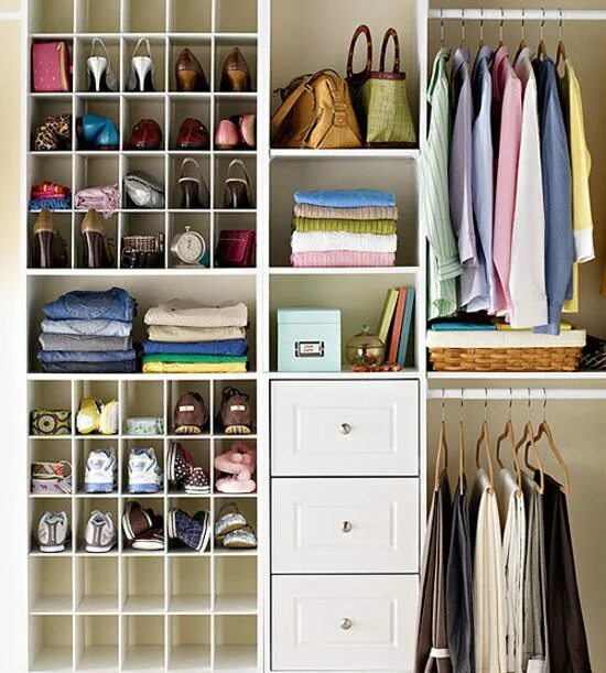 Порядок в шкафу идеи фото Идеальный гардероб: 15 практичных советов - INMYROOM Best closet organization, O