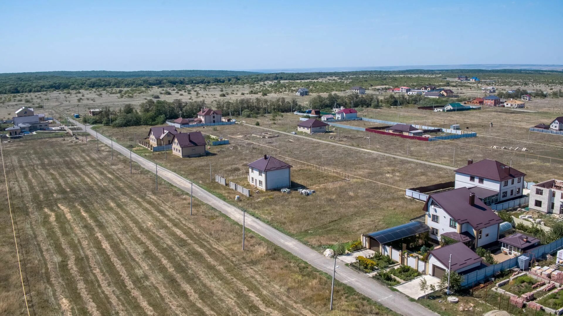 Поселки ставропольского края фото С приходом весны всё больше ставропольцев покупают участки земли в посёлке "Вила