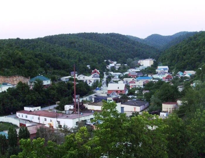 Поселки туапсинский район фото За мысом Шапсухо в море впадает одноименная река. На ее левом берегу располагает