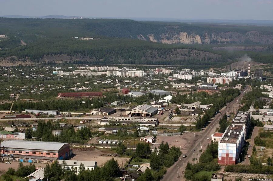 Поселок чульман фото Программа по переселению людей из ветхого жилья в Чульмане будет выполнена к 15 