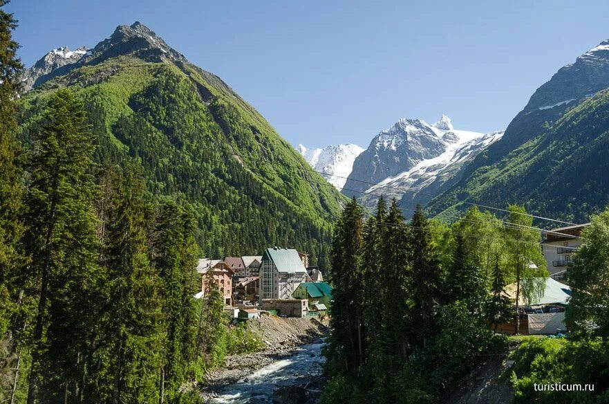 Поселок домбай фото Поселок Домбай, Карачаево-Черкесия карта, отели, цены, фото