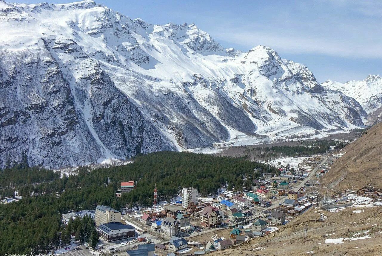 Поселок эльбрус кабардино балкария фото Терскол гостиницы гостиницы Приэльбрусья Терскол поселок Терскол гостиницы цены 