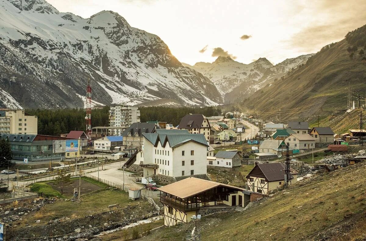 Поселок эльбрус кабардино балкария фото "Терскол: край, затерянный в горах". Путевая заметка. ПОД НОСОМ Дзен