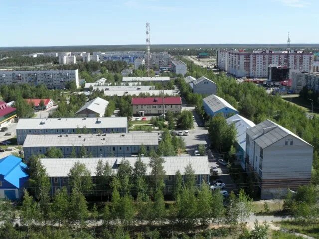 Поселок федоровский фото В Фёдоровском в 2022 году запланирован капремонт 12 домов - Сетевое издание Вест