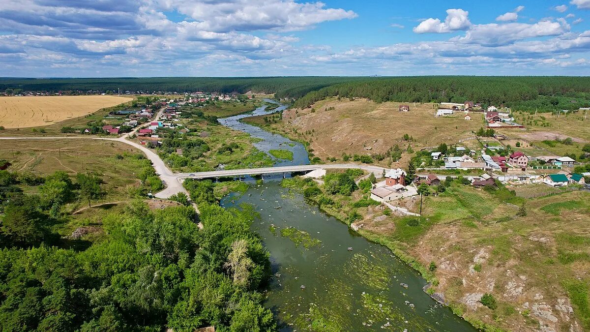 Поселок горный свердловской области фото Fichier:Bridge over the Iset River in Beklenishcheva (August 2022) - 1.jpg - Wik