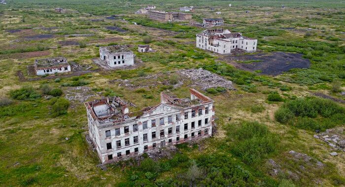 Поселок индустриальный фото Промышленный, поселок призрак за полярным кругом Пикабу Дзен