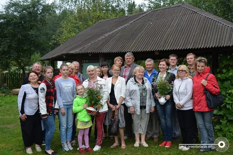 Поселок каменецкий фото Владельцы каменецких усадеб учатся выращивать целебные травы greenbelarus.info