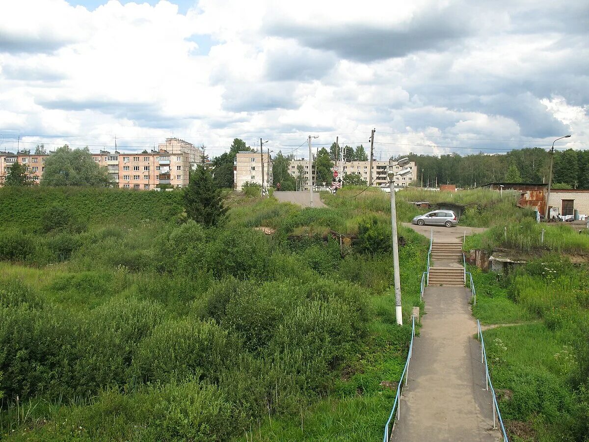 Поселок киевский фото Файл:Poselok Kievskiy Platform (view to road to Kievskiy).jpg - Википедия