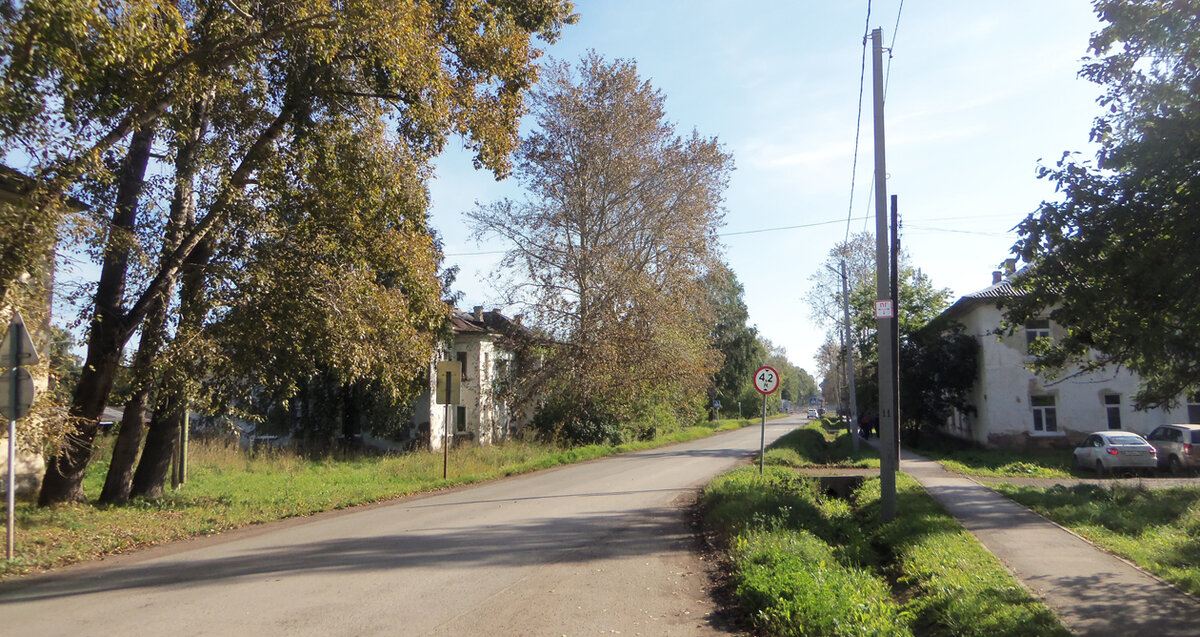 Поселок кирова фото Улицы Кунгура меняются в лицах. Главная улица поселка Кировского Искра Кунгур Са