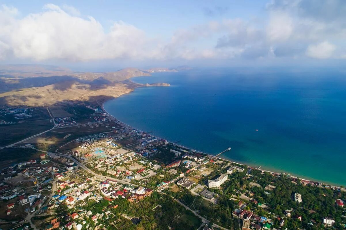Поселок коктебель крым фото Фото территории отеля "Коктевилль"
