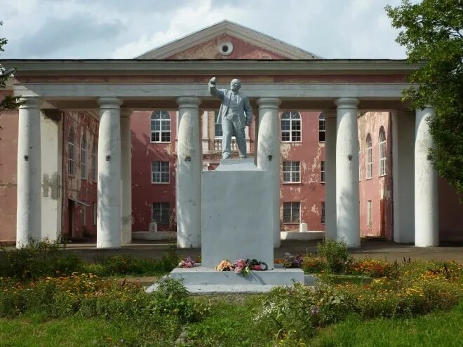 Поселок константиновский тутаевский район фото Тутаевский район Памятники Ленину