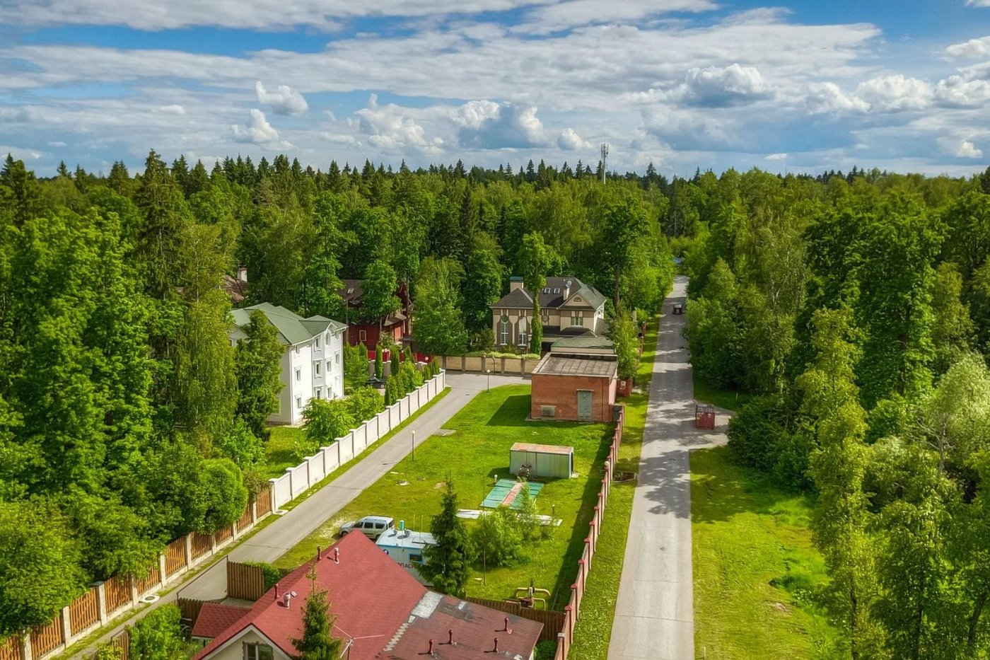 Поселок лесное московская область фото Аренда - дом 650 м2 - Лесной простор 3 , стоимость 1 500 000 руб. в агентстве не