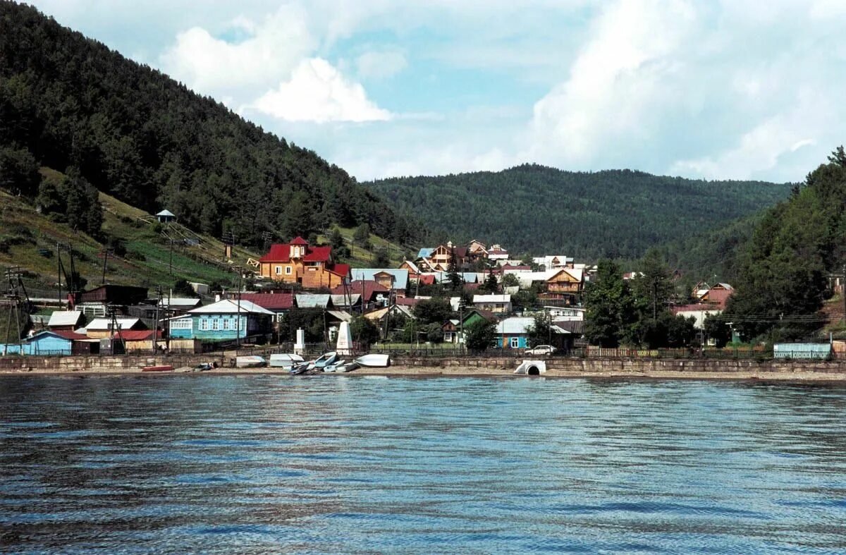 Поселок листвянка иркутской области фото Major lake pearls not to miss in Listvyanka Lake, Scenery, Trip