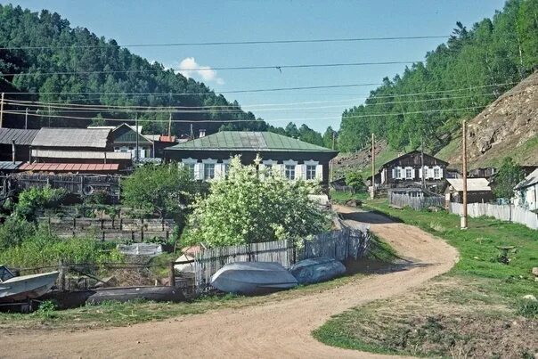 Поселок листвянка иркутской области фото Поселок Листвянка июль 1990 год. Автор Ernst Kluge. 2020 Типичный Иркутск ВКонта