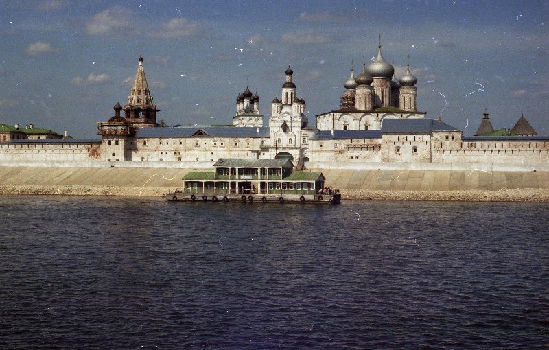 Поселок макарьево фото Фото "Макарьевский монастырь", 1995 год, Нижегородская обл., пос. Макарьево - Ис