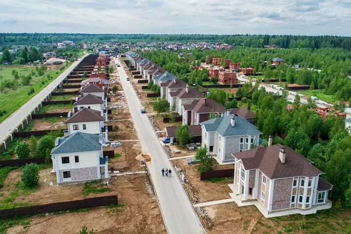 Поселок московский московская область фото Дома и участки в коттеджном поселке "Левитан" - New Moscow House