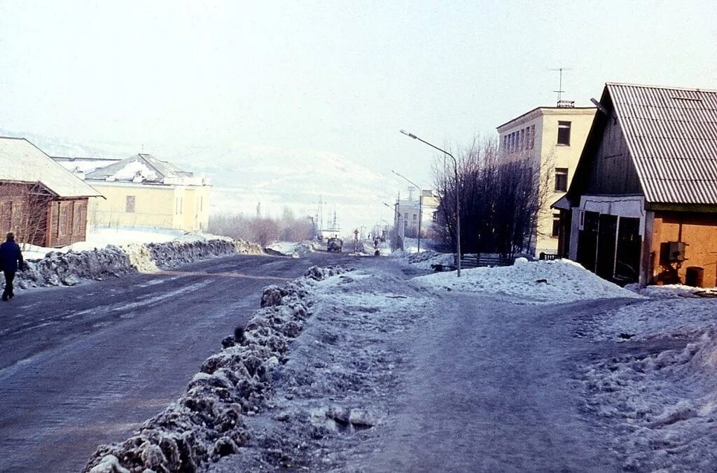 Поселок мурмаши фото Мурмаши Улица Советская в 1974 году. 2023 Кольский район: что есть и что будет? 