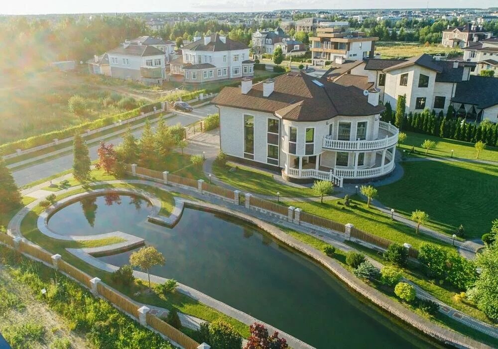 Поселок новая рига фото One estate, luxury real estate, Russia, selo Ilyinskoye, ulitsa Lenina, 10 - Yan