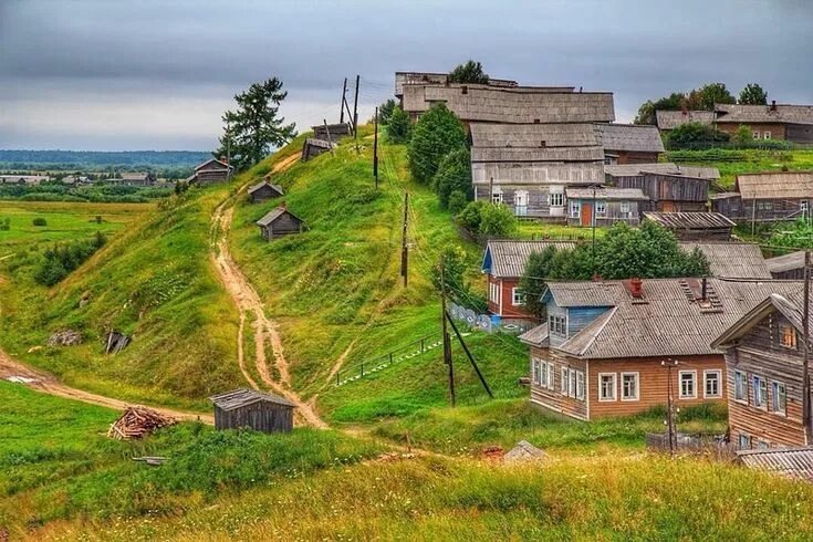 Поселок русское фото Деревня Кулогоры, Архангельская область, Россия. Автор фото: instagram.com/karas