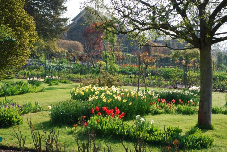 Jaw. Dropped. Stone House Cottage Gardens in Worcestershire, photographed by Jas