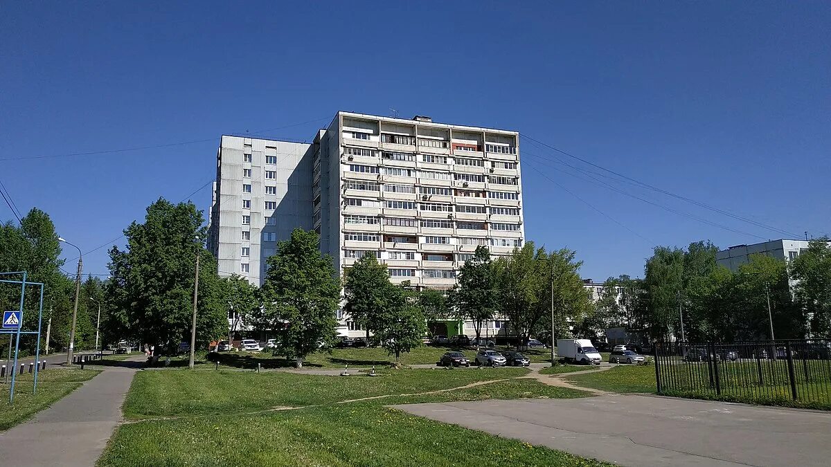 Поселок санаторий подмосковье фото Файл:Poselok Sanatoriya Podmlskovye 2019-05.jpg - Википедия