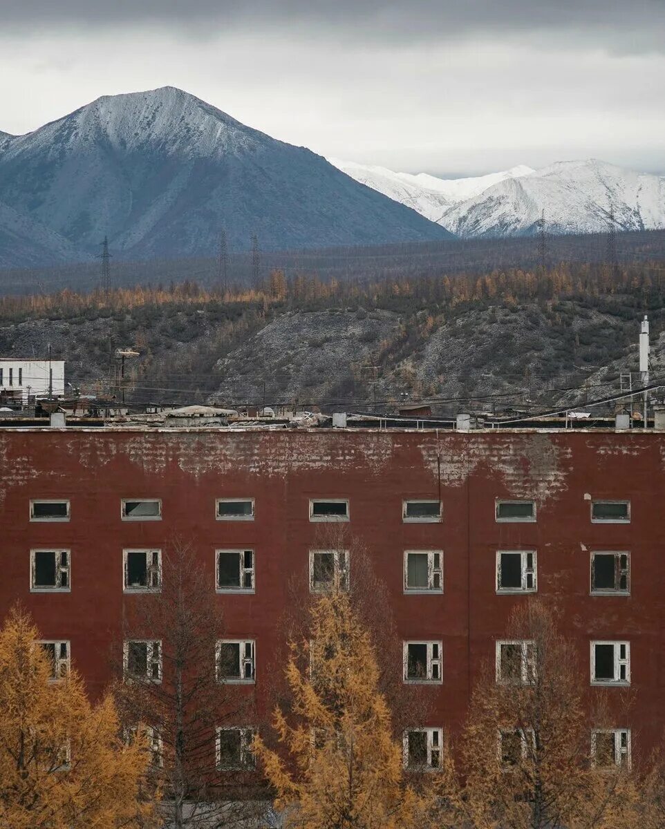 Поселок синегорье фото Назад в СССР: урбанистические фото Арсения Котова, которые переносят в прошлое Ф