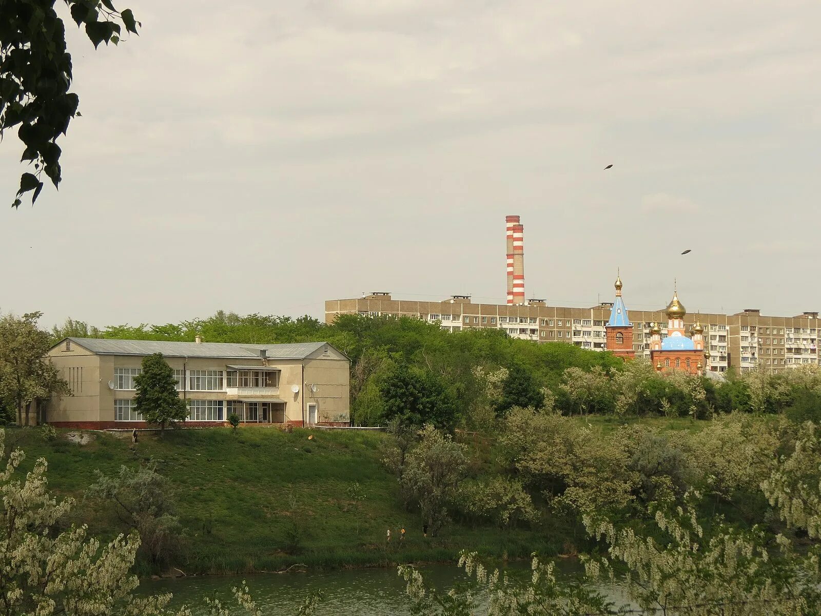 Поселок солнечнодольск фото File:Гостиница "Волна26.ru" - panoramio.jpg - Wikimedia Commons