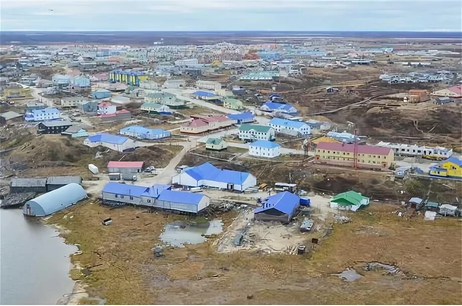 Поселок тазовский фото На Ямале началась "война соцсетей"