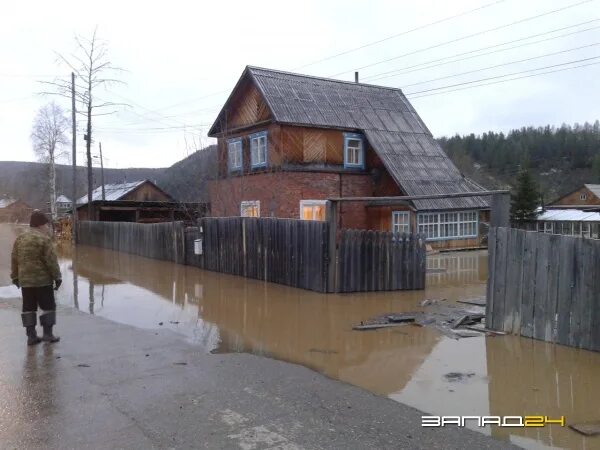 Поселок тея фото В поселке Тея остаются подтопленными шесть жилых домов " Запад24