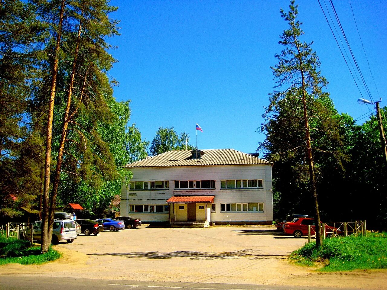 Поселок токсово ленинградская область фото Файл:2015. Toksovo. Building of the administration.jpg - Википедия