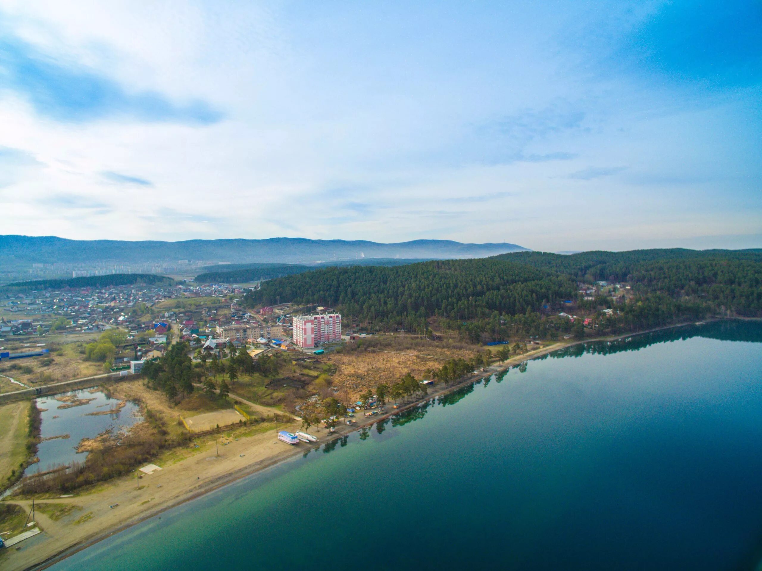 Поселок тургояк фото На озере Тургояк - Фото с высоты птичьего полета, съемка с квадрокоптера - Pilot