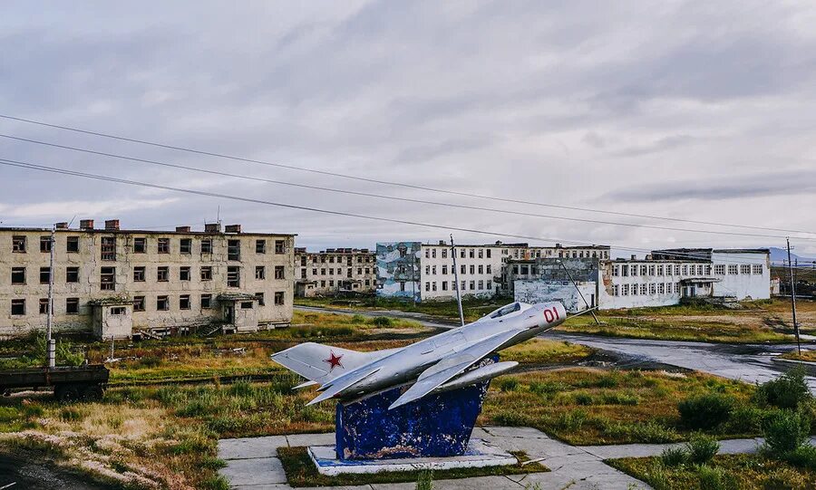 Поселок угольные копи фото Самые дикие места России: большой путеводитель по Чукотке Perito