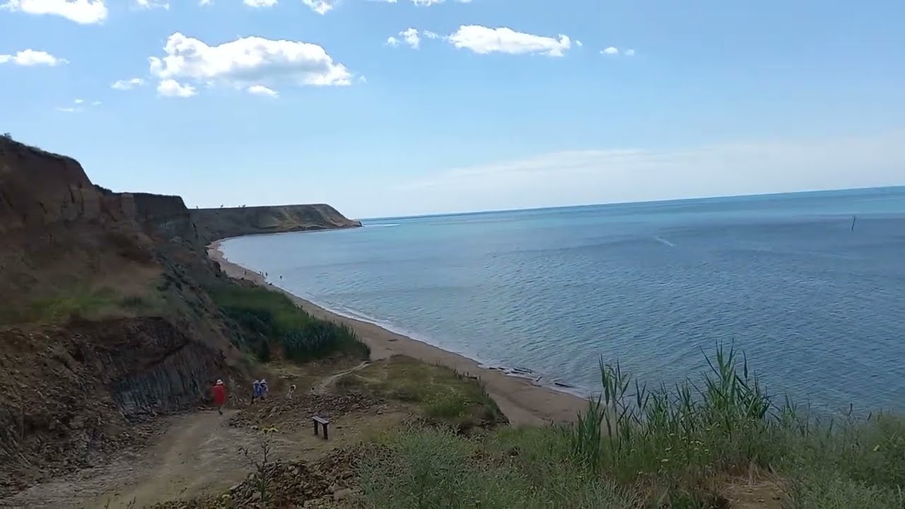 Поселок волна фото поселка 17 июня 2022 г. Вид на Черное море с крутого берега в Волне - YouTube