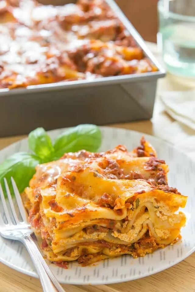 Пошаговый рецепт приготовления лазаньи с фото Lasagna - Easy, comforting, and delicious! #lasagna #pasta #freezerfood #meatlas