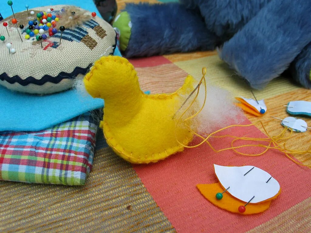 Пошив игрушки уточка своими руками для декора Lucky Ducky freebie pic 5 Tutorial and pattern can be foun. Flickr