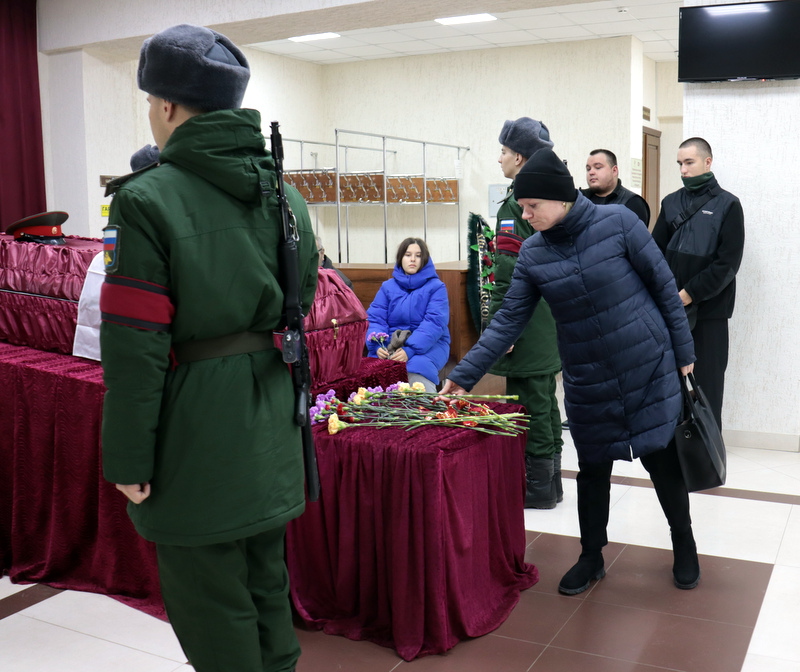 Последнее фото сергея В Старице проводили в последний путь Сергея Голдобина, погибшего в ходе СВО " Га