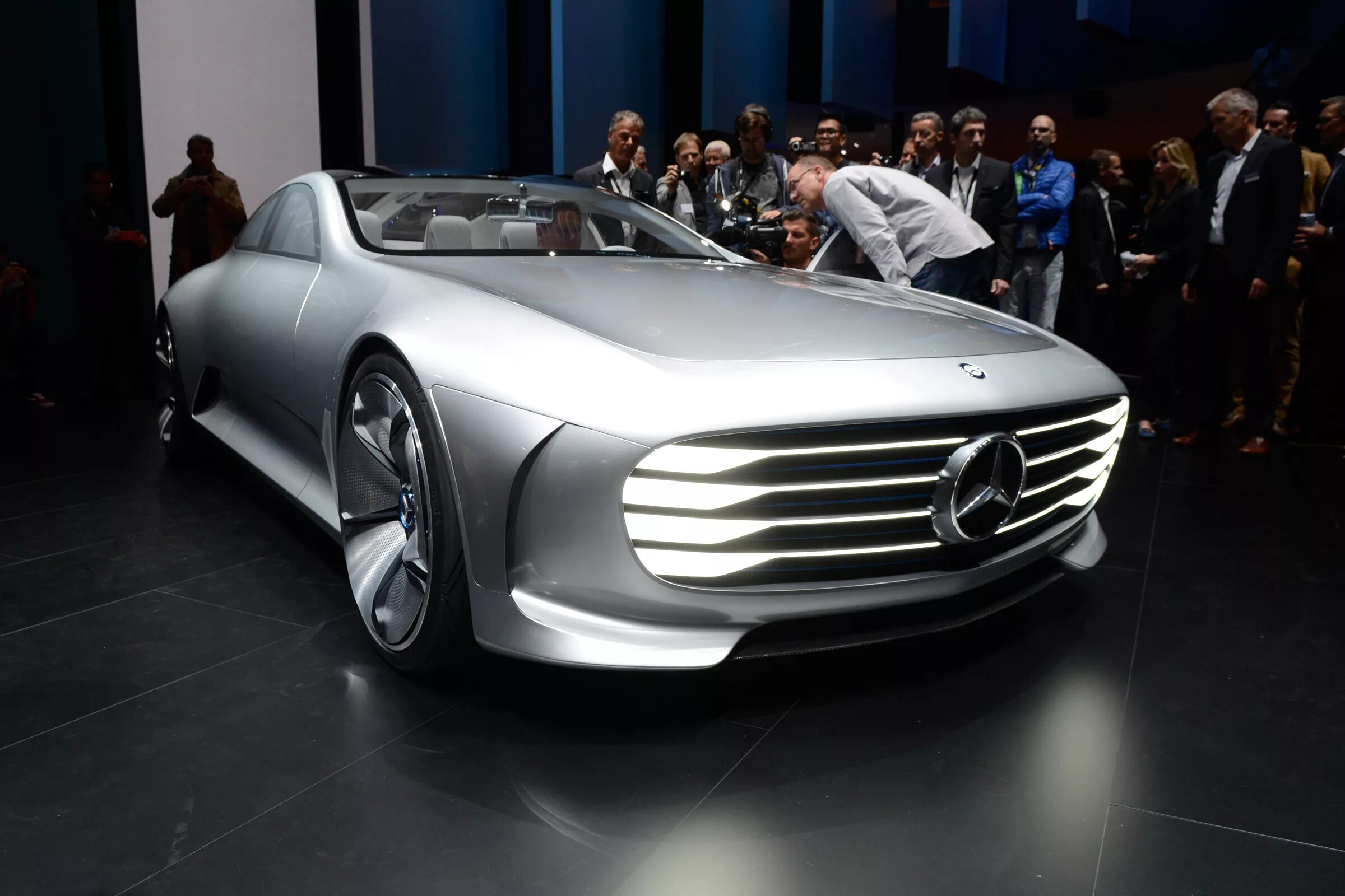 Последние модели мерседесов фото цена Франкфурт 2015: Mercedes-Benz представил Concept IAA