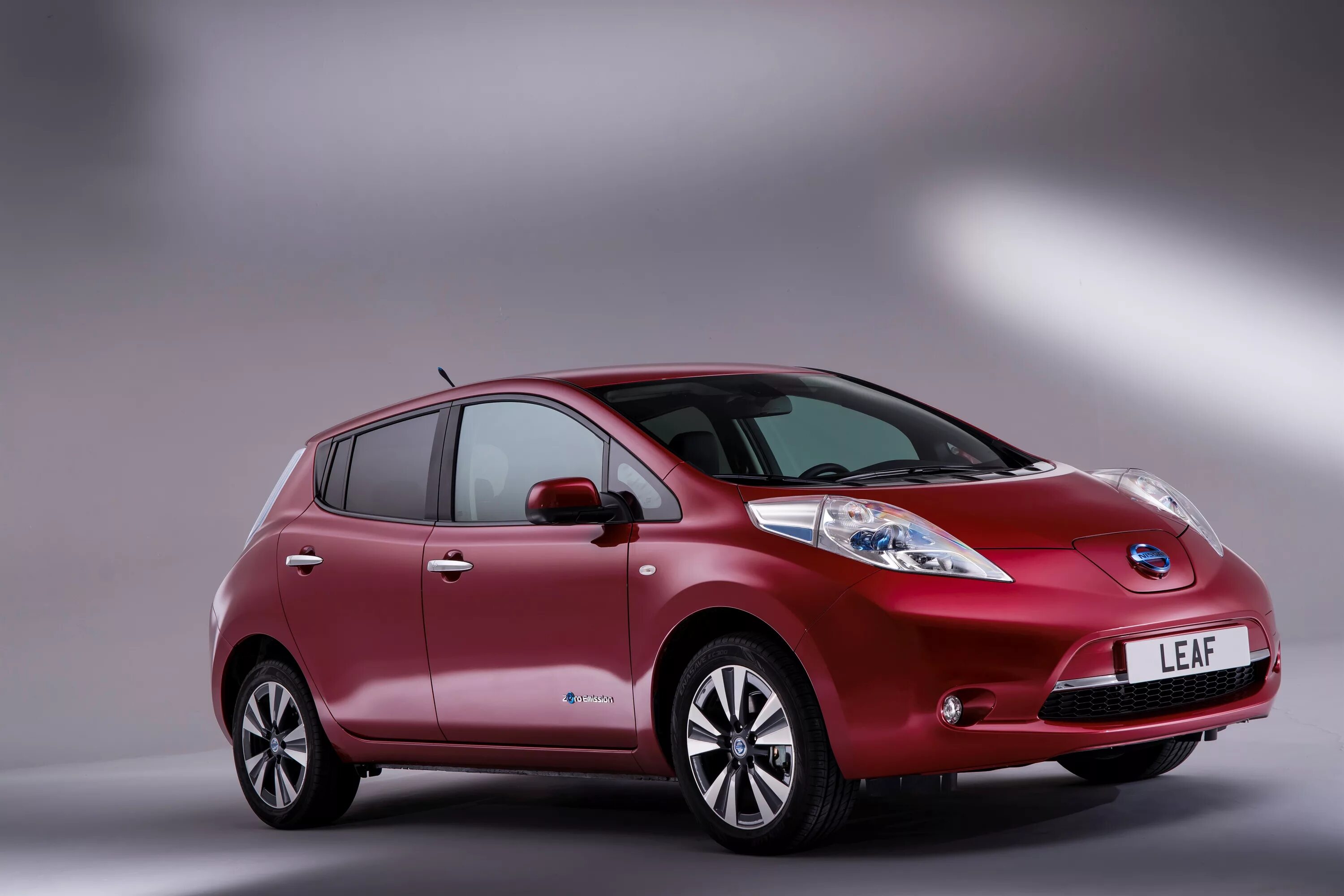 Последние модели ниссан фото NEW NISSAN LEAF - Nissan Nordic Europe Oy-g