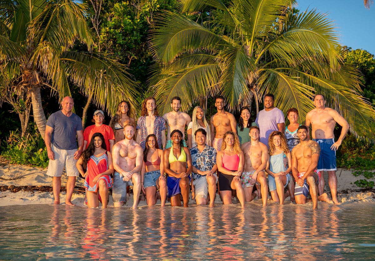 Последний герой остаться семьей фото The 'Survivor: Island Of The Idols' Cast Has A Huge Advantage This Season