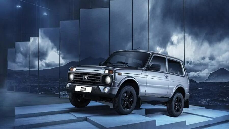 Последняя нива фото цена Стали известны цены на версии машин Lada Niva Urban и Black Новости авто Извести