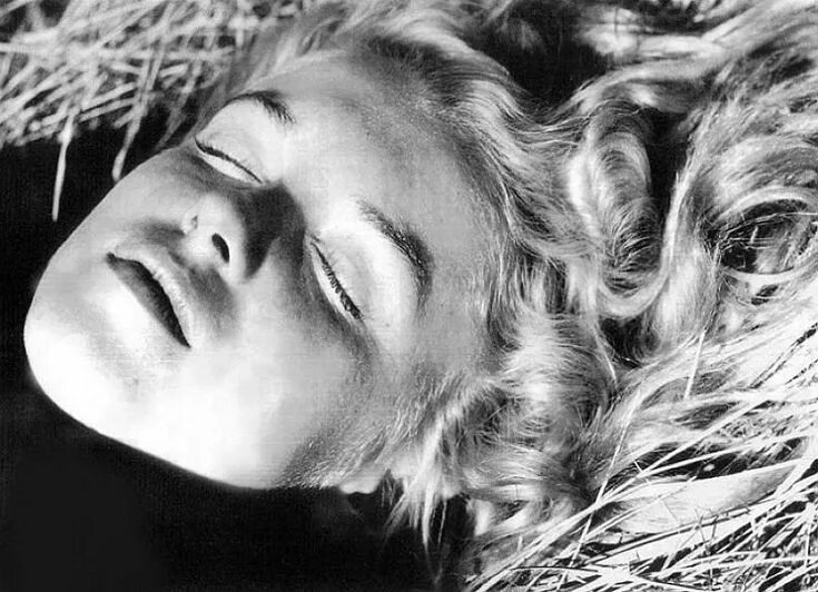 Посмертное фото монро без макияжа Eté 1946, Malibu, Marilyn Monroe par André De Dienes - Girl Don't Come Visage, V