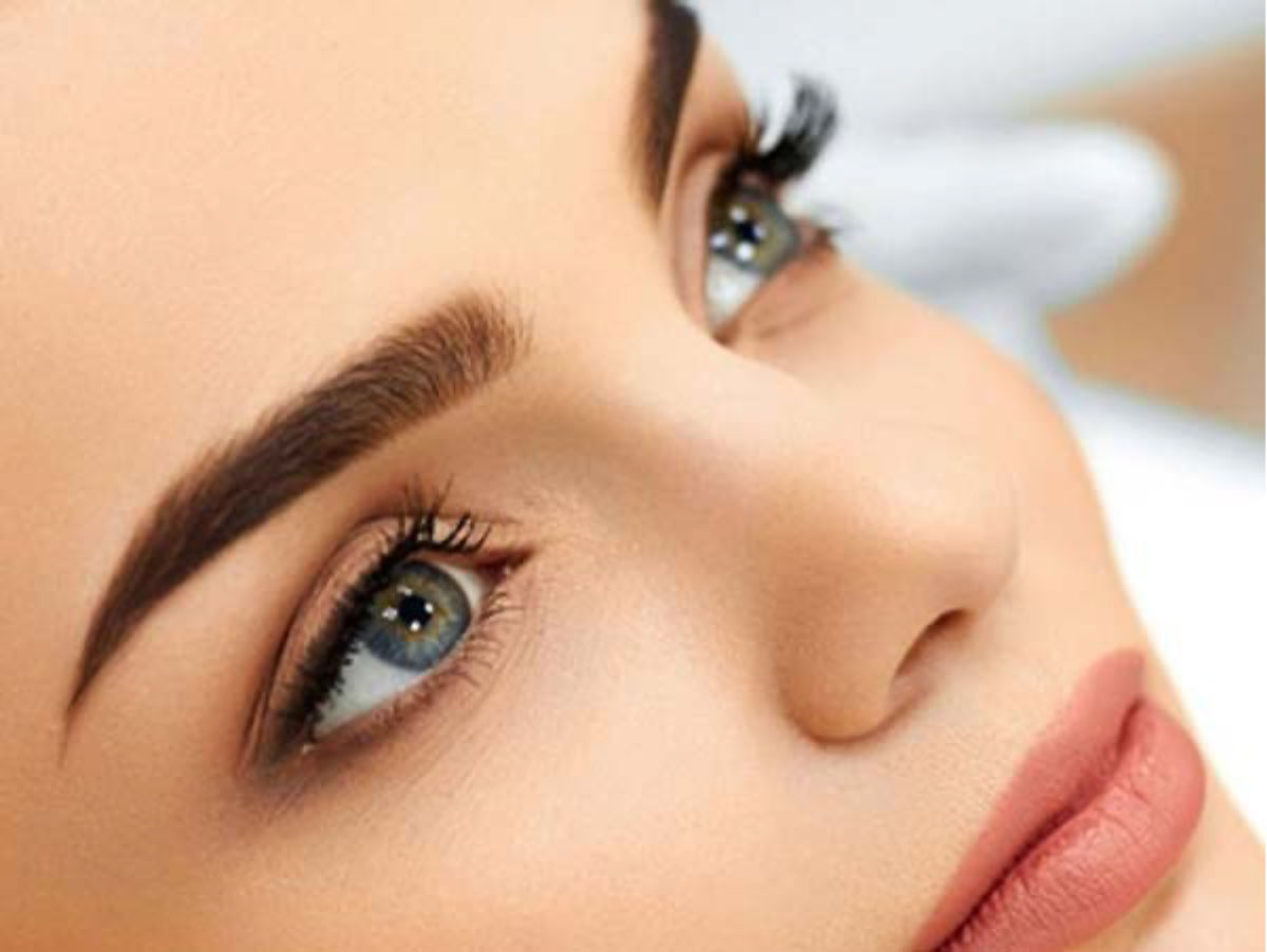 Посмотреть фото бровей Natural Permanent Makeup: Choosing the Right Studio