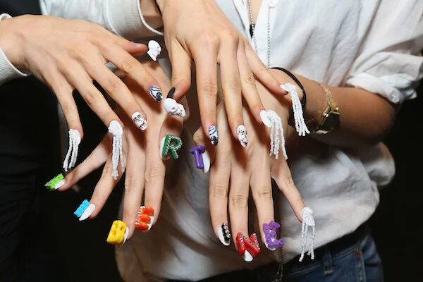 Посмотреть маникюр фото 8 Crazy Things You Need to Know About the Nails at Libertine