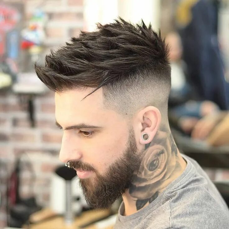 Посмотреть мужскую прическу Men's Hairstyles & Cuts on Instagram: "What do you think of this hairstyle? Comm