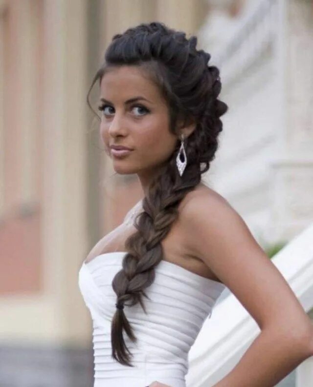 Посмотреть прически на длинные волосы HugeDomains.com Best wedding hairstyles, Wedding hairstyles, Long hair wedding s