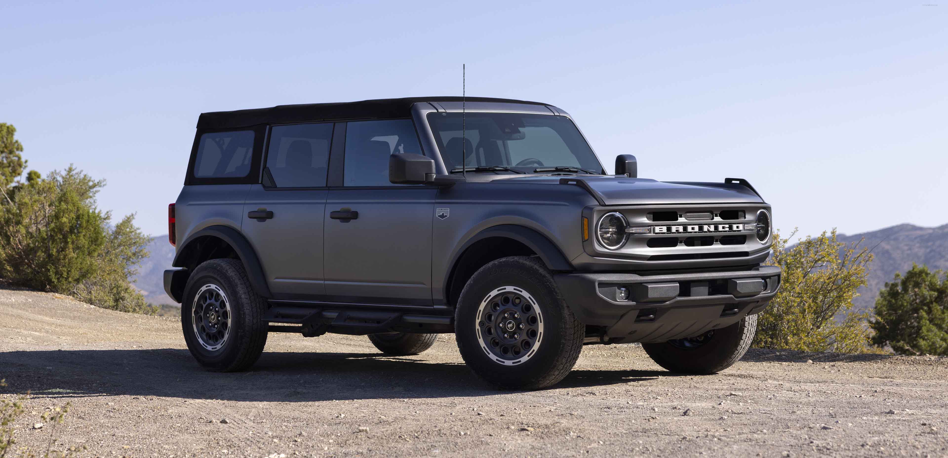 Посмотрите новое фото 2025 Ford Bronco Matte Clear - Stunning HD Photos, Videos, Specs, Features & Pri