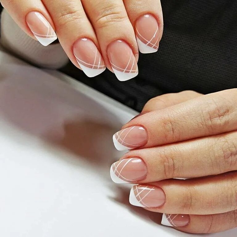 What Is The Modern French Manicure?