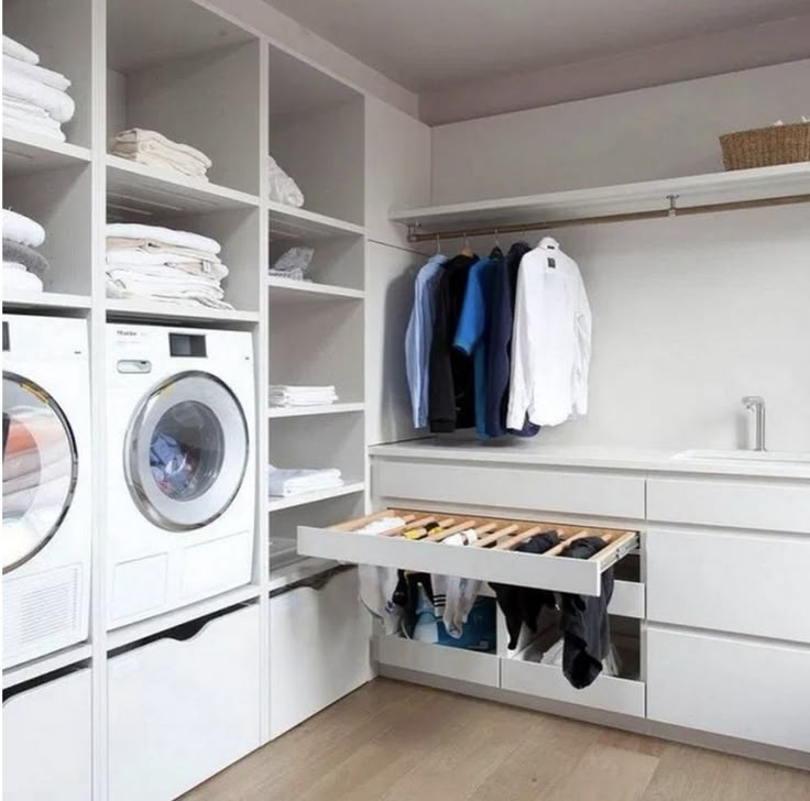 Постирочная комната в доме планировка Pin on For the Home Laundry room layouts, Small laundry rooms, Modern laundry ro