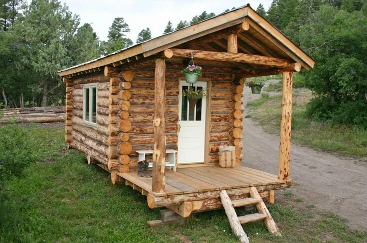 Постройка бань фото Tiny Log Cabin by Jalopy Cabins Small log cabin, Tiny log cabins, Diy log cabin